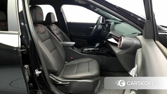 Chevrolet (GM Daewoo) Trax Crossover 2023 Черный из Кореи, фото 2