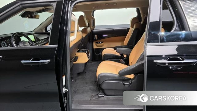 Kia Carnival 4th generation 2022 Черный из Кореи, фото 2