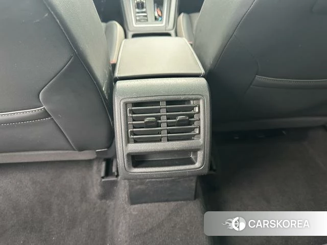 Volkswagen Golf 2022 Белый из Китая, фото 2