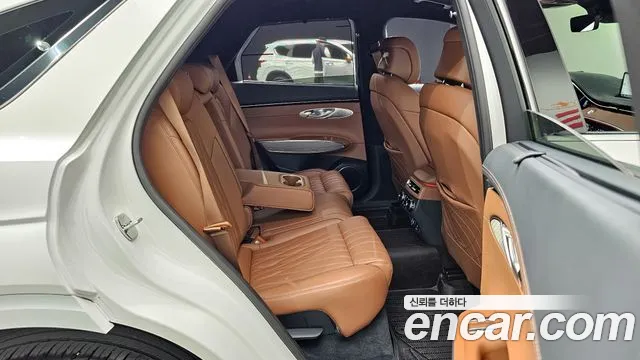 Genesis GV70 2022 Белый из Кореи, фото 2