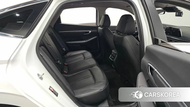 Hyundai Sonata (DN8) 2022 Белый из Кореи, фото 2