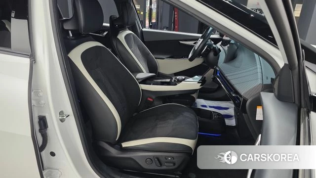 Kia EV6 2022 Белый из Кореи, фото 2