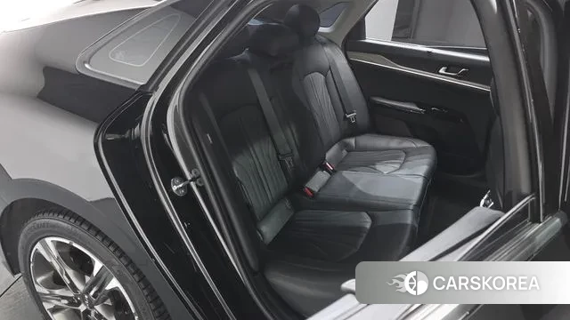 Kia K5 Hybrid 3rd Generation 2023 Черный из Кореи, фото 2