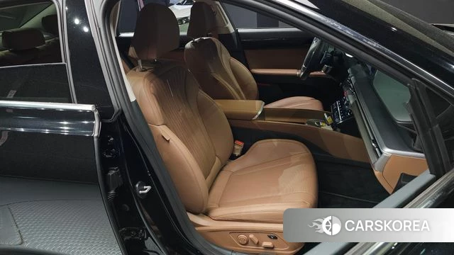 Hyundai Grandeur Hybrid (GN7) 2024 Черный из Кореи, фото 2