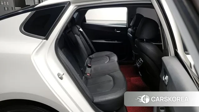 Kia The New K5 2nd generation 2018 Белый из Кореи, фото 2