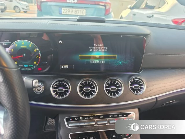Mercedes-Benz CLS-Class C257 2022 Белый из Кореи, фото 2