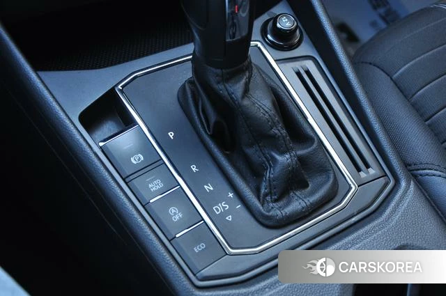 Volkswagen Lavida 2022 Белый из Китая, фото 2