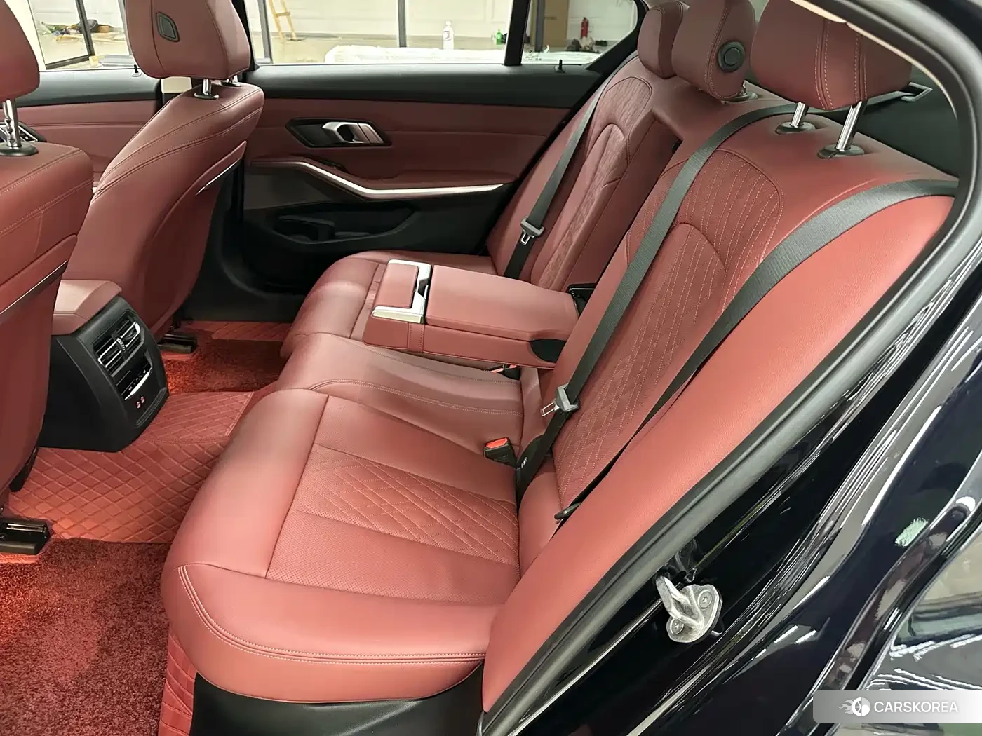 BMW 3 series 2023 Черный из Китая, фото 2