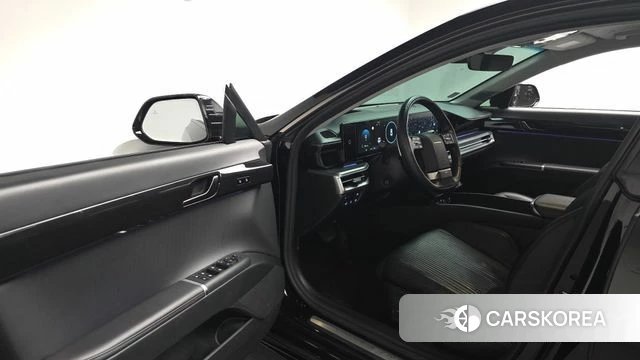 Hyundai Grandeur Hybrid (GN7) 2023 Черный из Кореи, фото 2