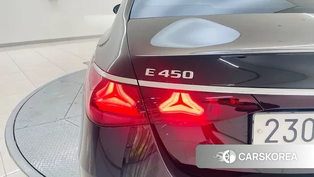 Mercedes-Benz E-Class W214 2024 Черный из Кореи, фото 2