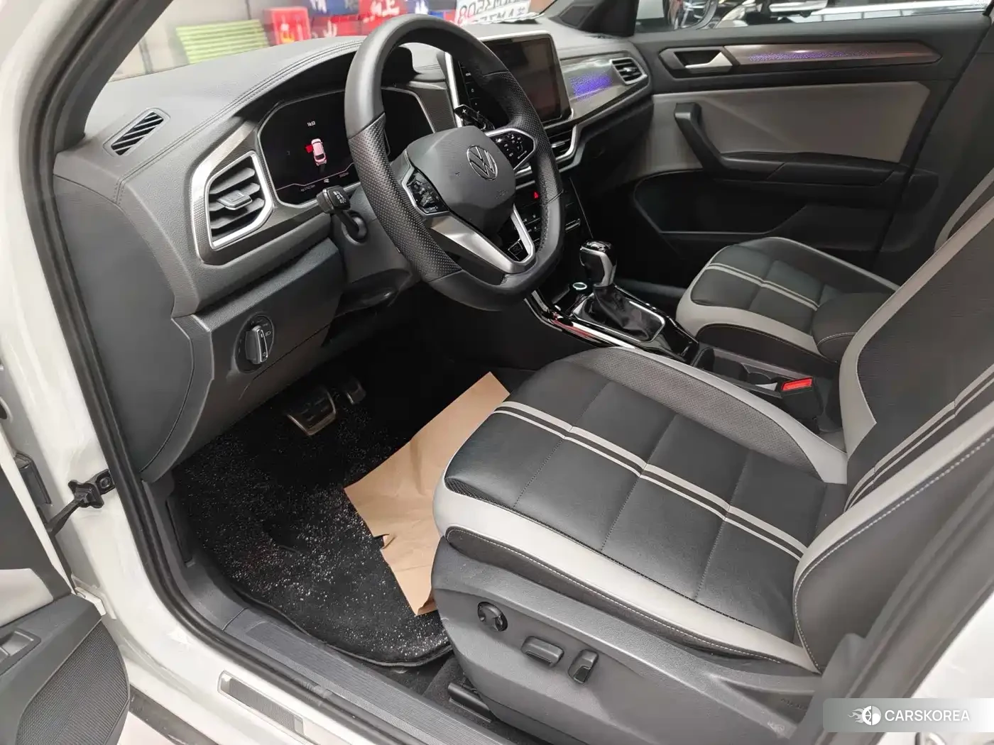 Volkswagen T-Roc 2024 Белый из Китая, фото 2