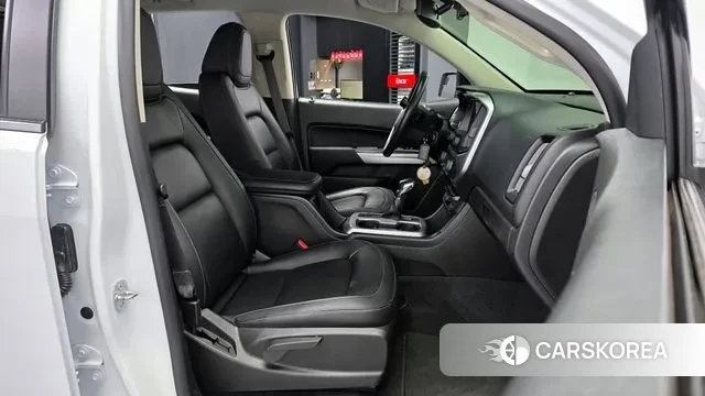 Chevrolet (GM Daewoo) Real New Colorado 2022 Белый из Кореи, фото 2