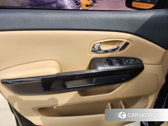 Kia The New Carnival 2018 Черный из Кореи, фото 2