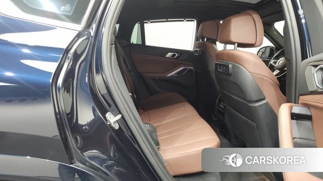 BMW X6 (G06) 2021 Черный из Кореи, фото 2