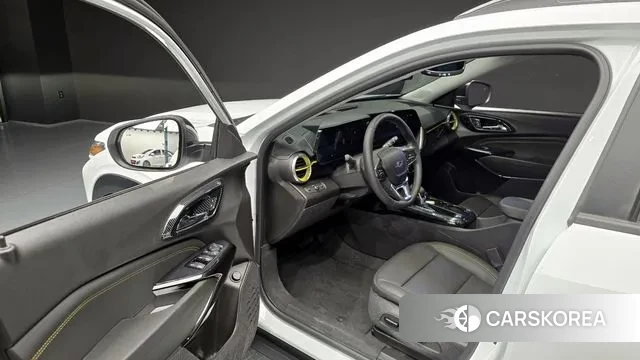 Chevrolet (GM Daewoo) Trax Crossover 2023 Белый из Кореи, фото 2