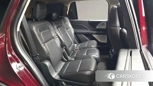 Lincoln Aviator 2nd generation 2021 Красный из Кореи, фото 2