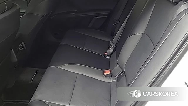 Toyota Camry (XV80) 2025 Белый из Кореи, фото 2