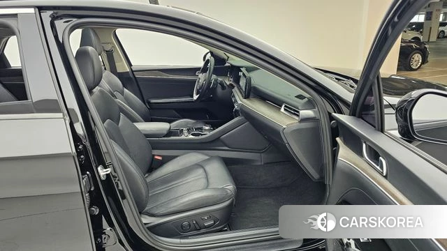 Kia K5 3rd generation 2021 Черный из Кореи, фото 2