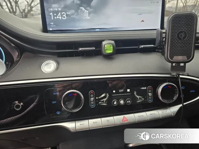 Genesis GV70 2021 Серебряный из Кореи, фото 2