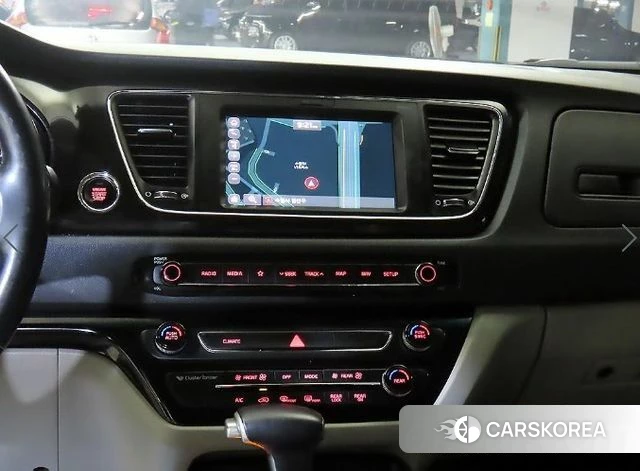 Kia The New Carnival 2018 Черный из Кореи, фото 2