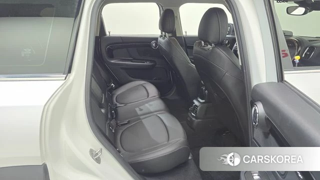 Mini Cooper Countryman 2023 Белый из Кореи, фото 2