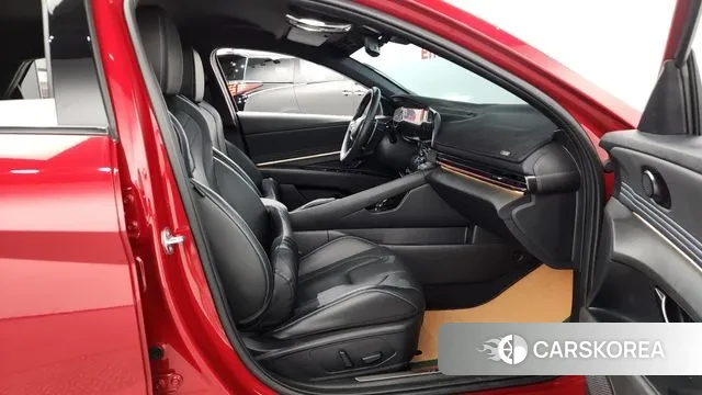 Hyundai Avante (CN7) 2023 Красный из Кореи, фото 2