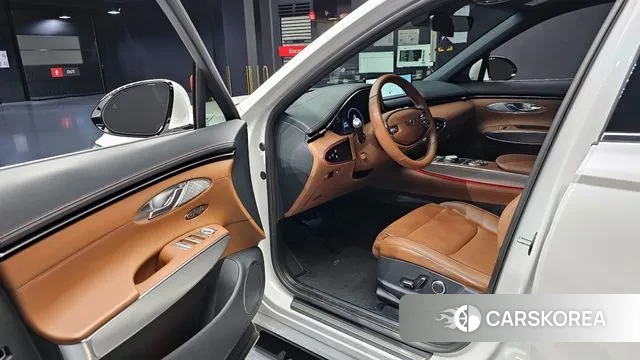 Genesis GV70 2022 Белый из Кореи, фото 2