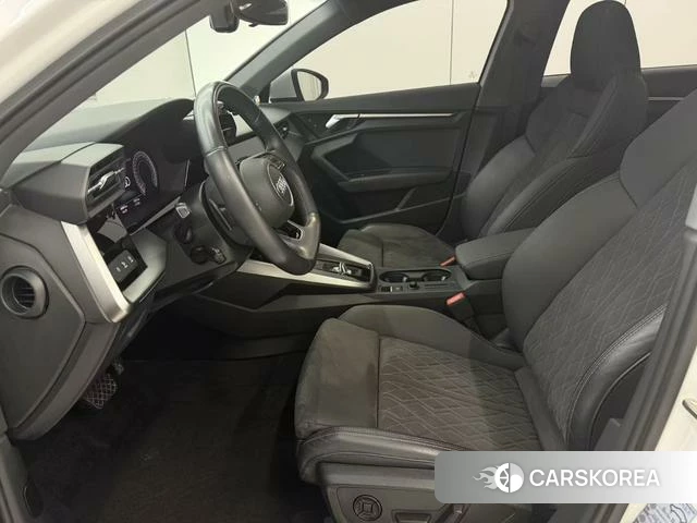 Audi A3 2022 Белый из Китая, фото 2
