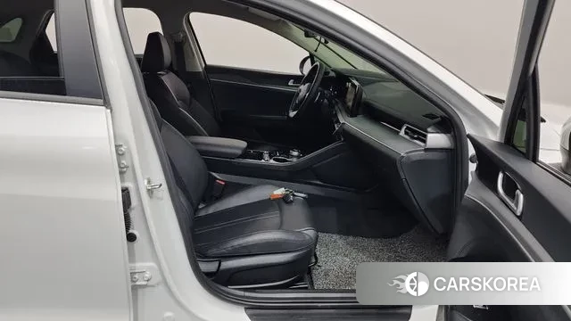 Kia K5 3rd generation 2021 Белый из Кореи, фото 2