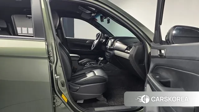 Ssangyong The New Rexton Sports Cannes 2023 Темно-зеленый из Кореи, фото 2