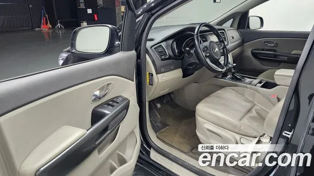 Kia All New Carnival 2018 Черный из Кореи, фото 2