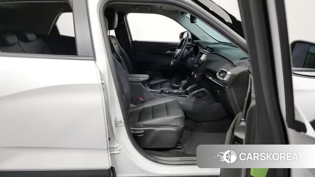 Chevrolet (GM Daewoo) Trailblazer 2022 Белый из Кореи, фото 2