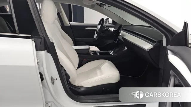 Tesla Model 3 2022 Белый из Кореи, фото 2