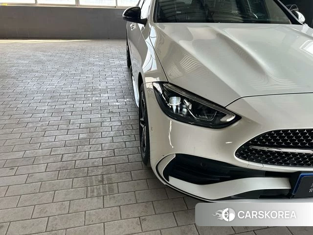 Mercedes-Benz Class C 2024 Белый из Китая, фото 2