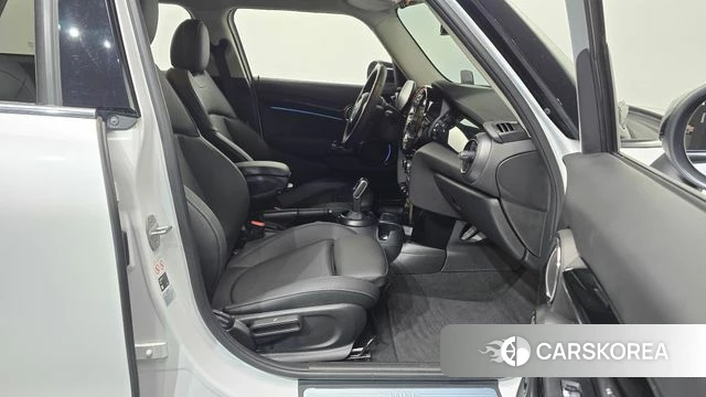 Mini Cooper 2024 Белый из Кореи, фото 2