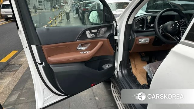 Mercedes-Benz GLE-Class W167 2026 Белый из Кореи, фото 2