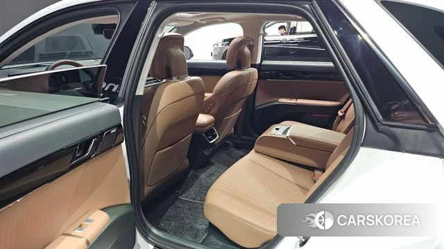 Hyundai Grandeur Hybrid (GN7) 2024 Белый из Кореи, фото 2