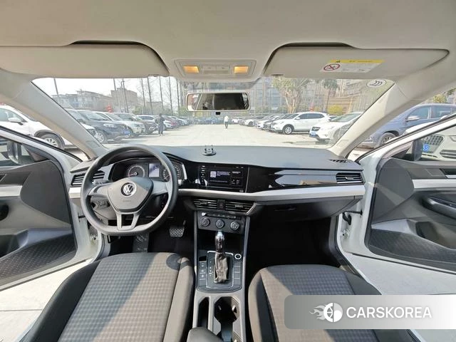 Volkswagen Bora 2022 Белый из Китая, фото 2