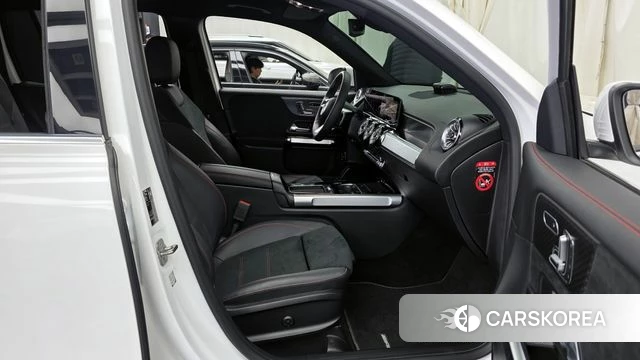 Mercedes-Benz GLB-Class X247 2024 Белый из Кореи, фото 2