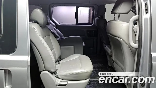 Hyundai The New Grand Starex 2018 Серебряный из Кореи, фото 2