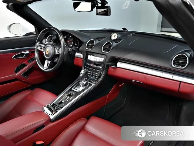 Porsche 718 Boxster 2019 Белый из Кореи, фото 2