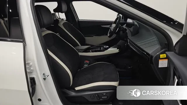 Kia EV6 2022 Белый из Кореи, фото 2