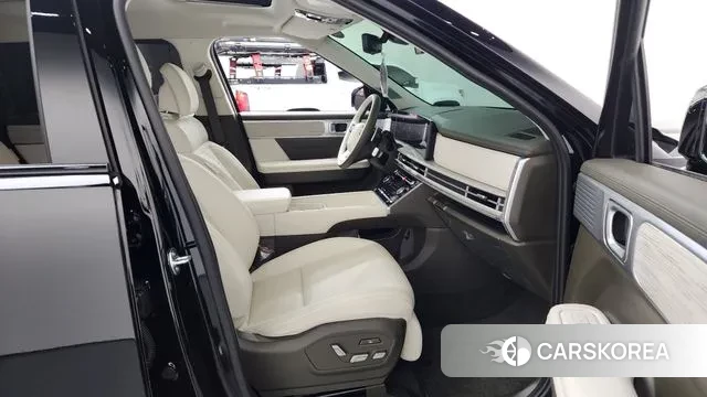 Hyundai Santa Fe (MX5) 2024 Черный из Кореи, фото 2