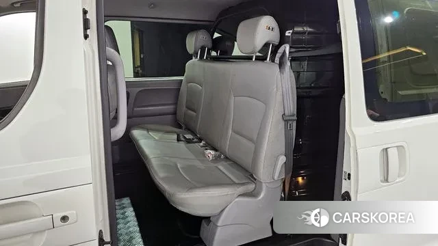 Hyundai The New Grand Starex 2021 Белый из Кореи, фото 2