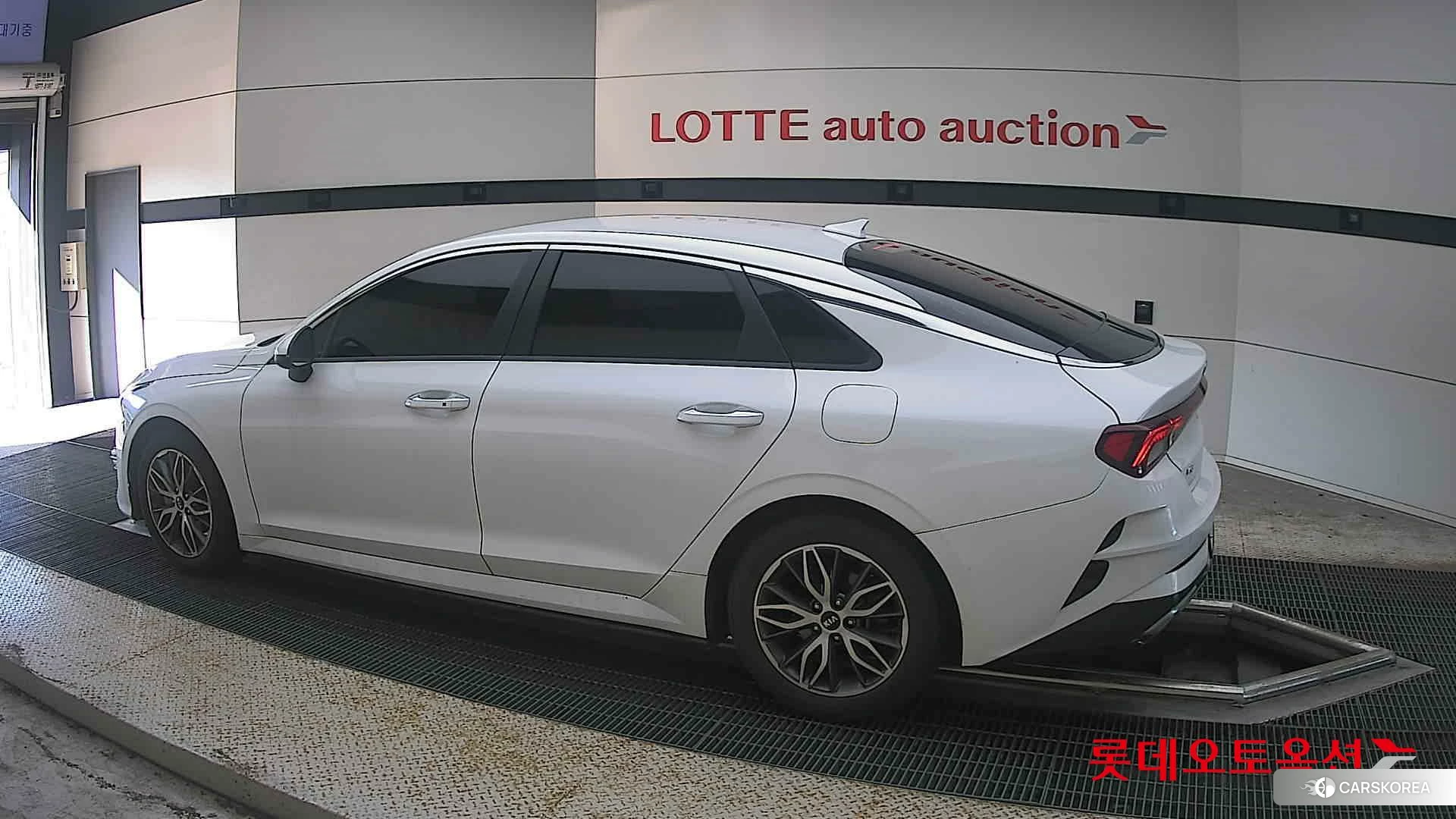 Kia K5 2020 Snow White Pearl (optional) из Кореи, фото 2