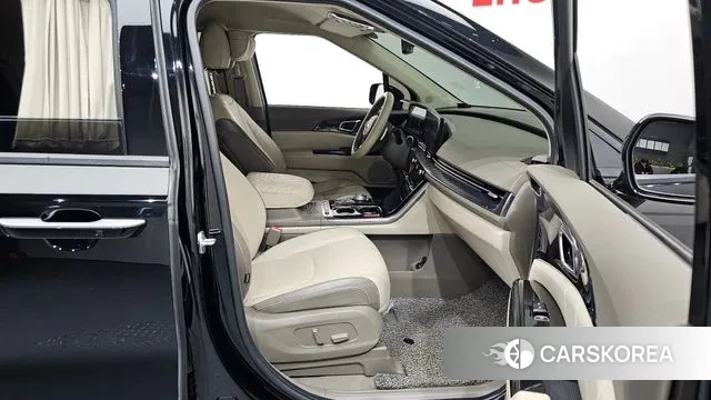 Kia Carnival 4th generation 2021 Черный из Кореи, фото 2