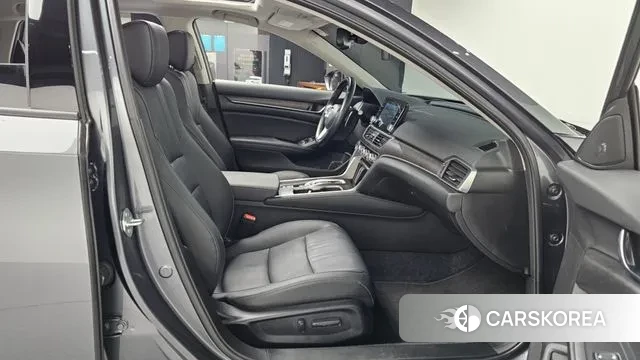 Honda Accord 10th Generation 2022 Серый из Кореи, фото 2