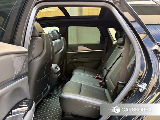 Cadillac XT5 2025 Черный из Китая, фото 2