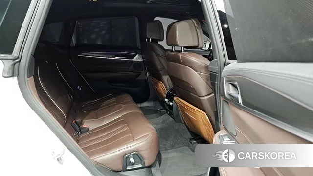 BMW 6 Series GT (G32) 2023 Белый из Кореи, фото 2