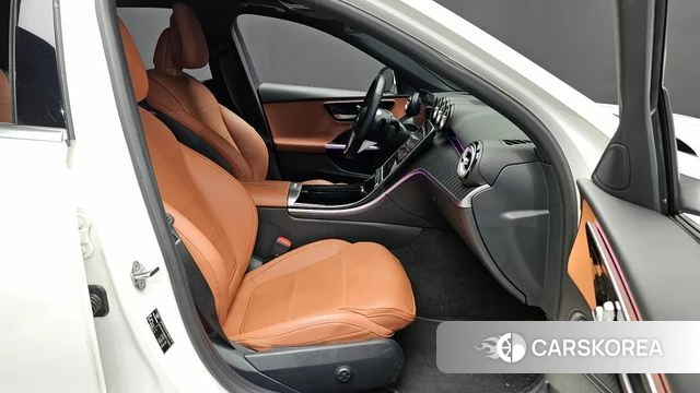 Mercedes-Benz C-Class W206 2023 Белый из Кореи, фото 2